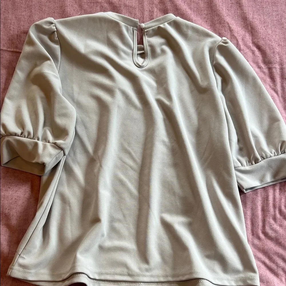New without Tags! Elegant Gray Women's Top Women's Large